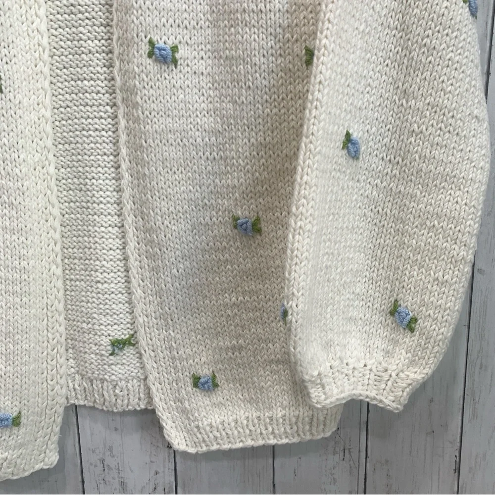 Fanm Mon Hand Knit embroidered blue rose cardigan cotton handcrafted XS/S NEW - Picture 8 of 15